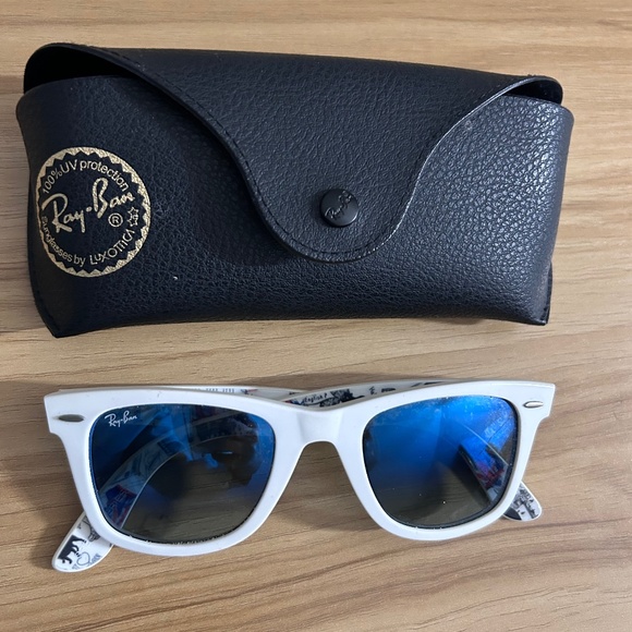 Ray-Ban Wayfarer London 2012 limited edition sunglasses Ray-Ban supports 2012 Olympics with limited edition  main image 2